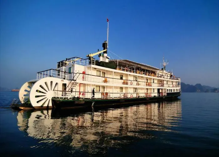 Khách sạn Emeraude Classic Cruises Hạ Long