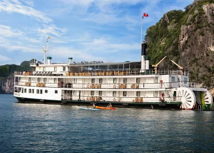 Emeraude Classic Cruises Hạ Long