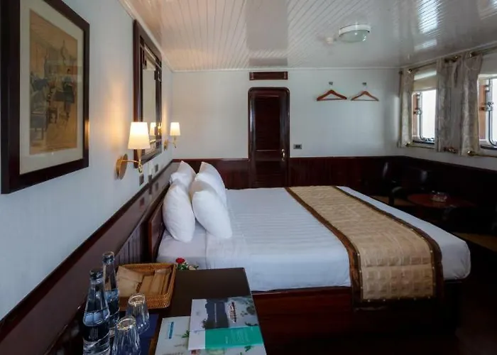 Emeraude Classic Cruises